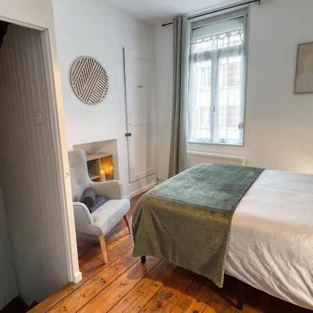 Hébergement de vacances Le Triplex Confort I Parking gratuit I Centre Amiens