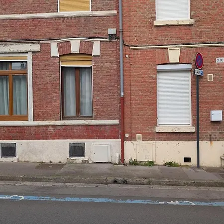 Le Triplex Confort I Parking Gratuit I Centre 別荘